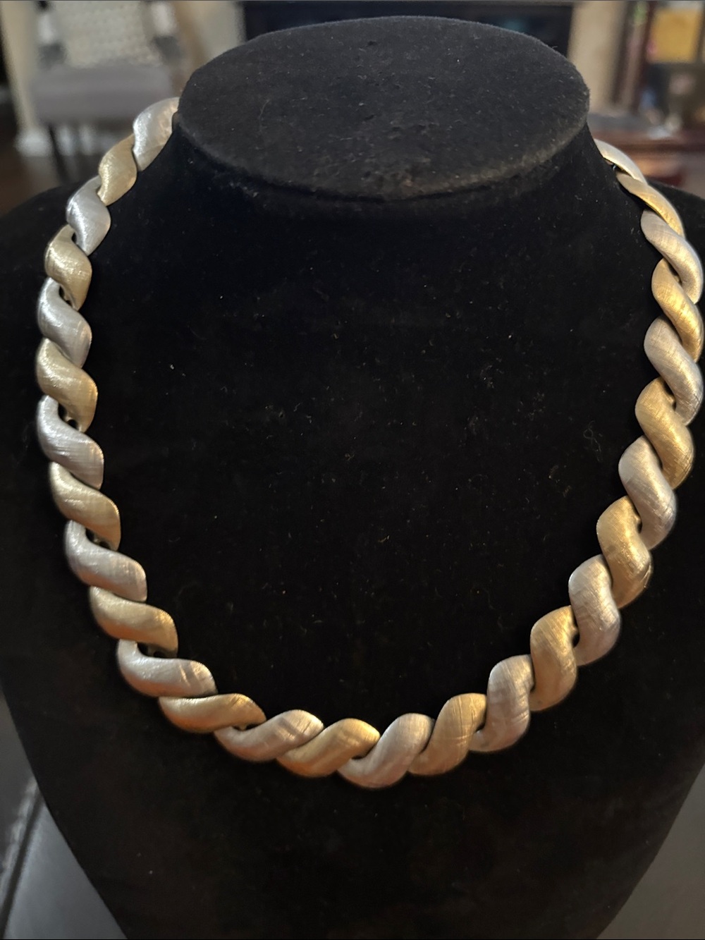 Two-Tone Twisted Collar Necklace - Gold & Silver